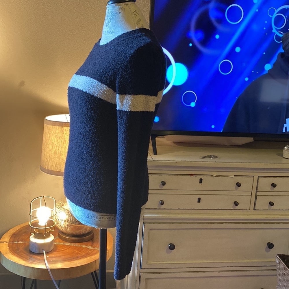 VINCE. navy blue & ivory longsleeve sweater shirt XS​​ - Picture 6 of 8